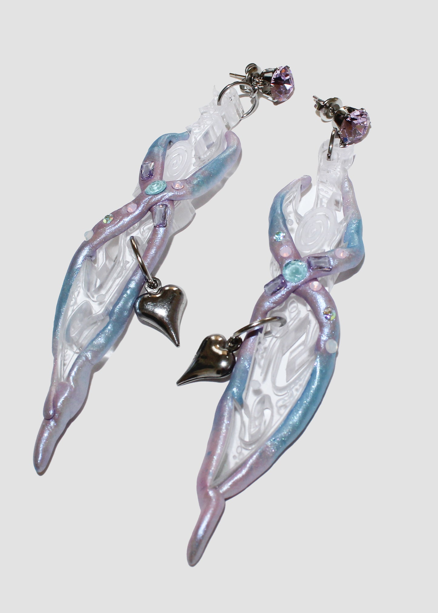Pale Lavender Spiral Swords